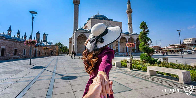 توریست در تور قونیه